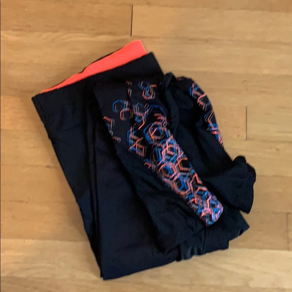 Zakti Crop Length Leggings